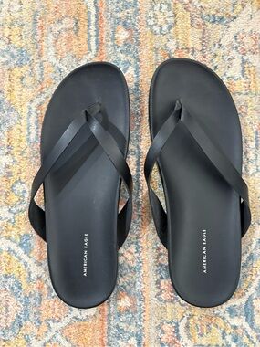 American Eagle Black Minimal Crisscross Slide Sandals